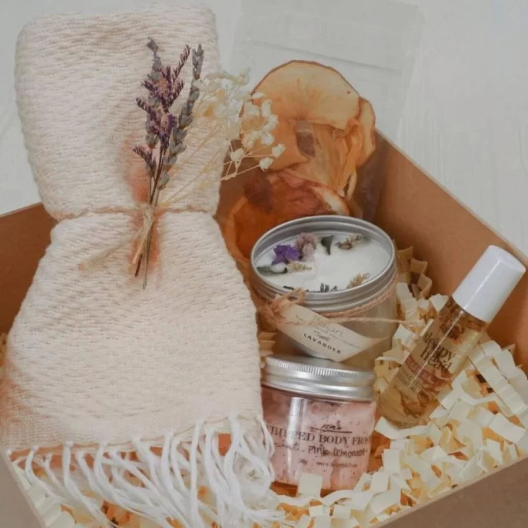 Autumn-Themed Self-Care Package: Scented Candles, Perfume, and Plush Towel