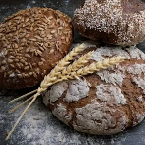 Photo of bread, whole grain bread, white bread, wheat bread